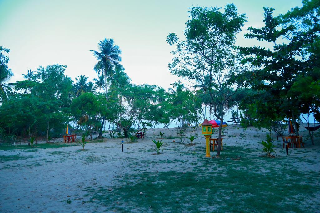 Autumn Moon Beach Cabanas แทนกาลเล ภายนอก รูปภาพ