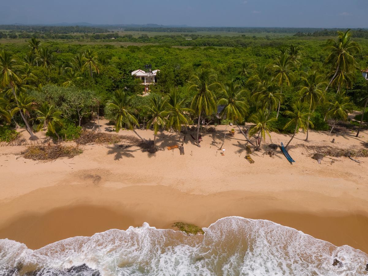 Autumn Moon Beach Cabanas แทนกาลเล ภายนอก รูปภาพ